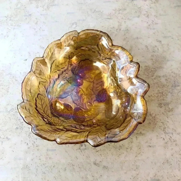 Vintage Carnival Glass Loganberry & Leave in Amber - Picture 1 of 9